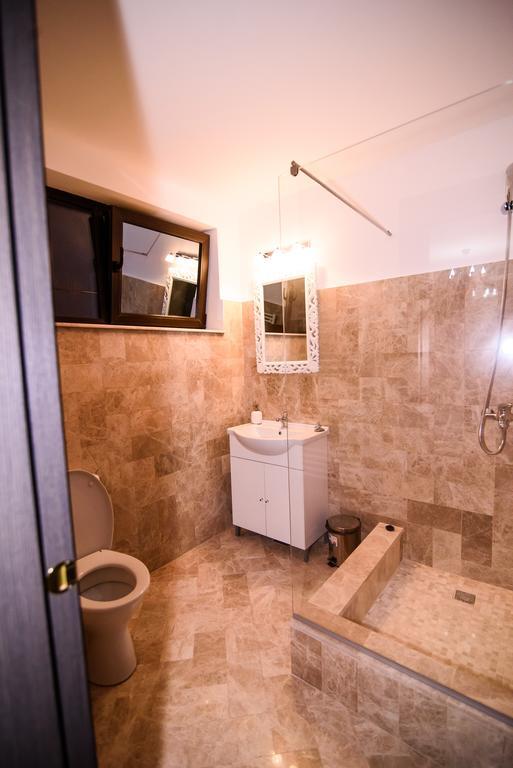 Vila Naty Hotel Năvodari Buitenkant foto