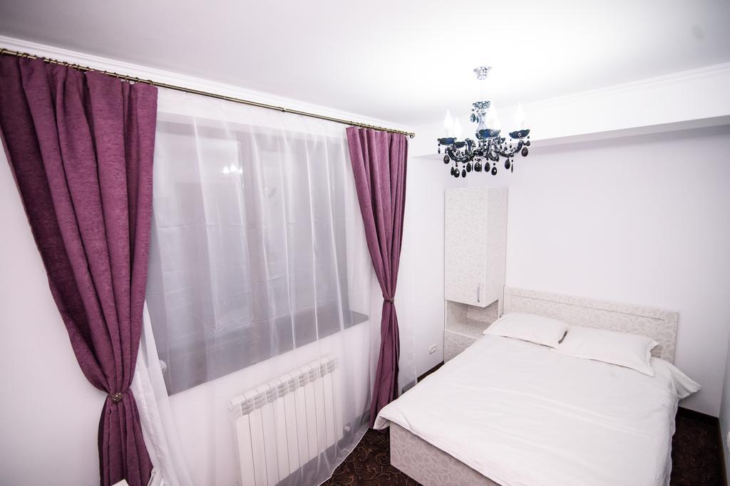 Vila Naty Hotel Năvodari Buitenkant foto