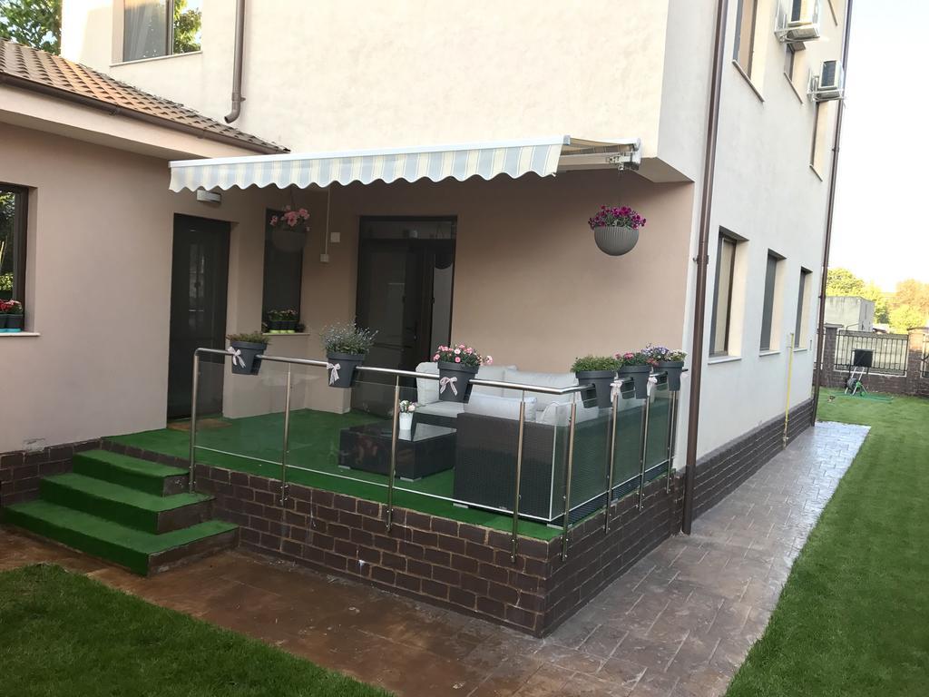 Vila Naty Hotel Năvodari Buitenkant foto